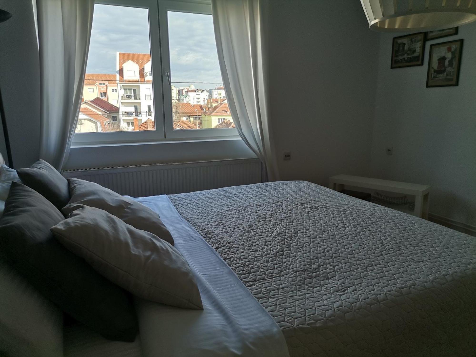 Crystal Kragujevac Apartment Luaran gambar