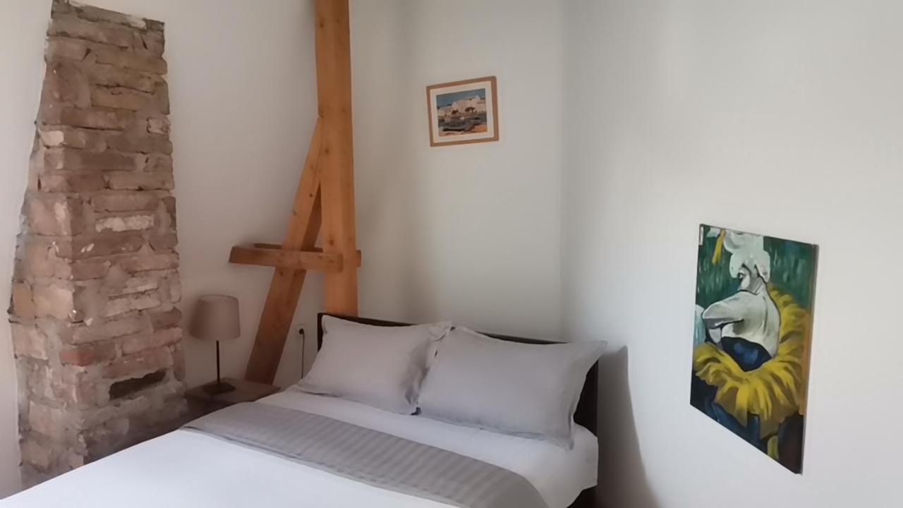 Crystal Kragujevac Apartment Luaran gambar