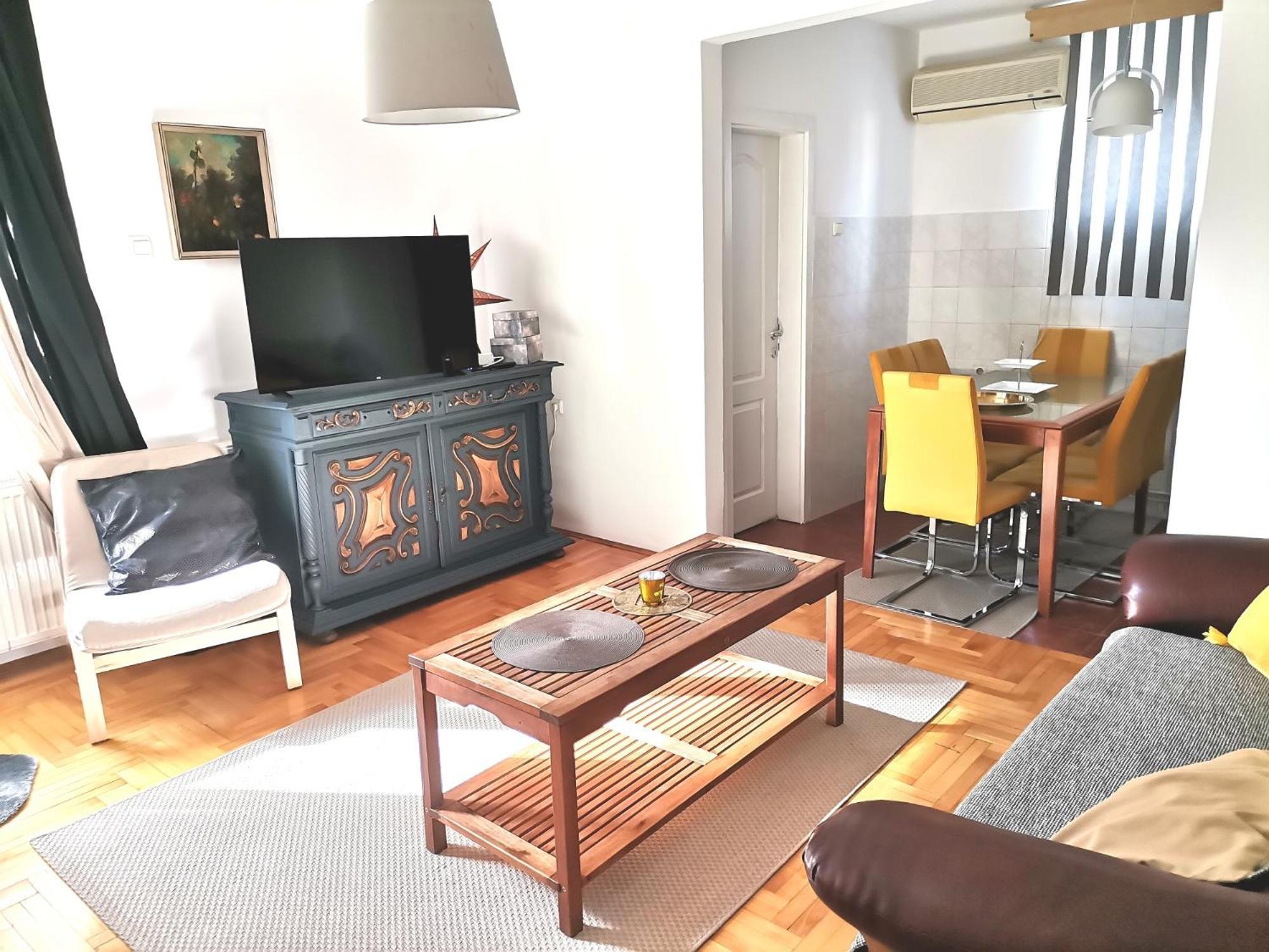 Crystal Kragujevac Apartment Luaran gambar