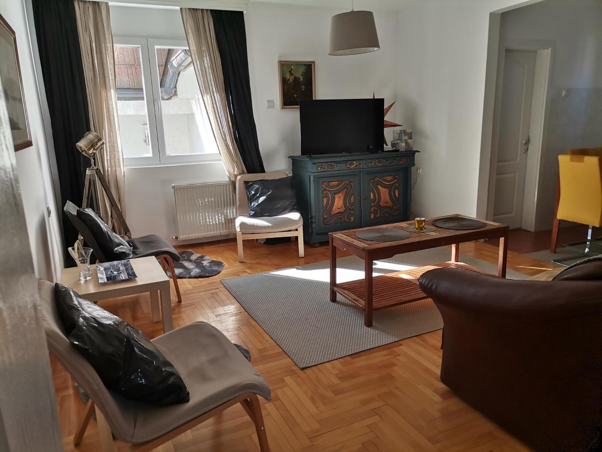 Crystal Kragujevac Apartment Luaran gambar